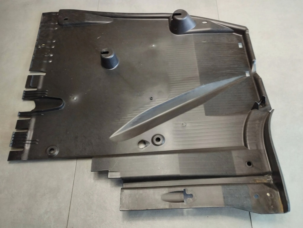 фото №1, Audi a5 8t защита подвеска 8t8825215b