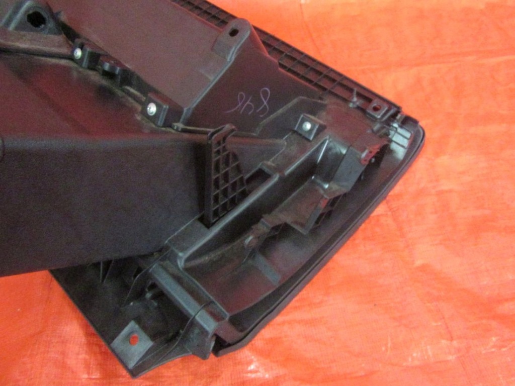 Nissan pathfinder r52 бардачок пассажира Недорого