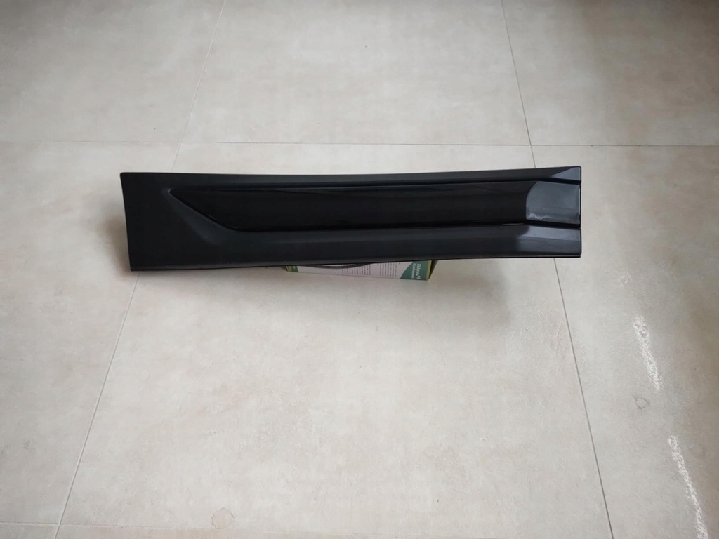 фото №1, Молдинг дверь правый задняя mitsubishi outlander iii