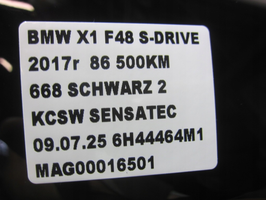 Bmw x1 f48 668 shwarz 2 крыло  правый  передний правый  перед 7427300 чёрный в Украине