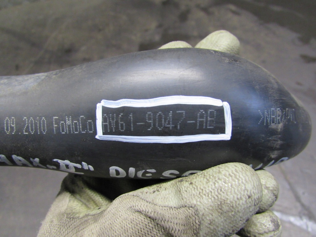 Труба топлива ford c-max 2 10-14r av619047ab Киев