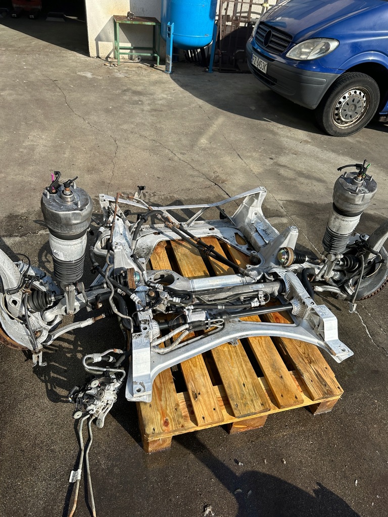 фото №7, Підрамник поперечина porsche panamera i 970 задня прямі 100%