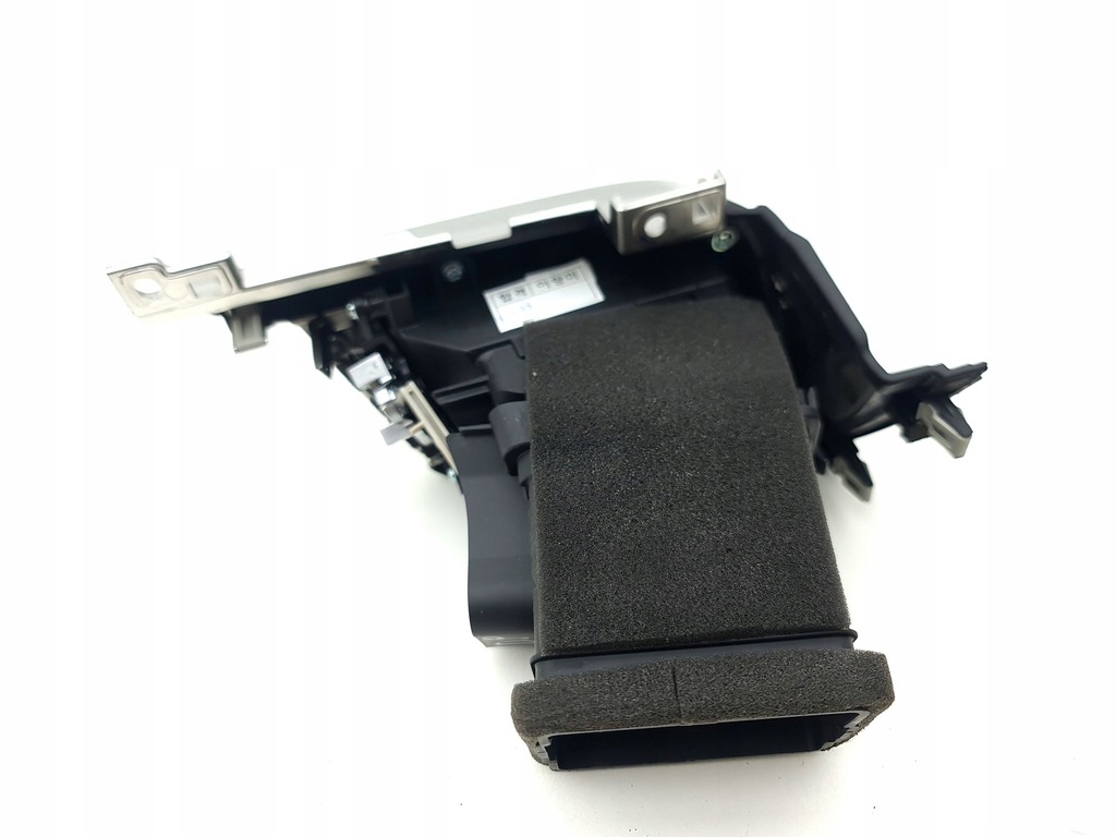 фото №8, Kia optima 2016 правая сторона боковая решётка обдув панели приборной панели