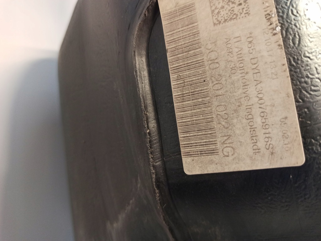 фото №8, Audi a3 8v бак топлива 1.0 tsi 5q0201022ng