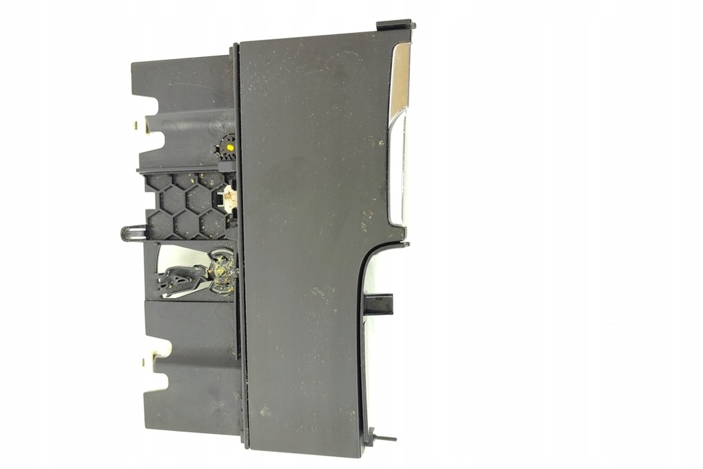 фото №14, Рамка середня панель приладів volvo xc60 ii 246 31377381 дизель 2019