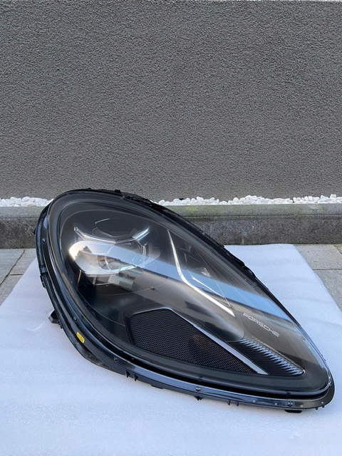 фото №1, Лампа правая porsche macan lift full led 2020