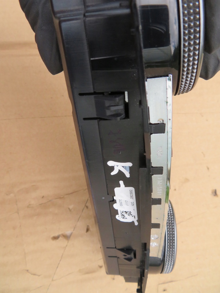 фото №9, Mercedes w204 панель кондиционера a2048308285