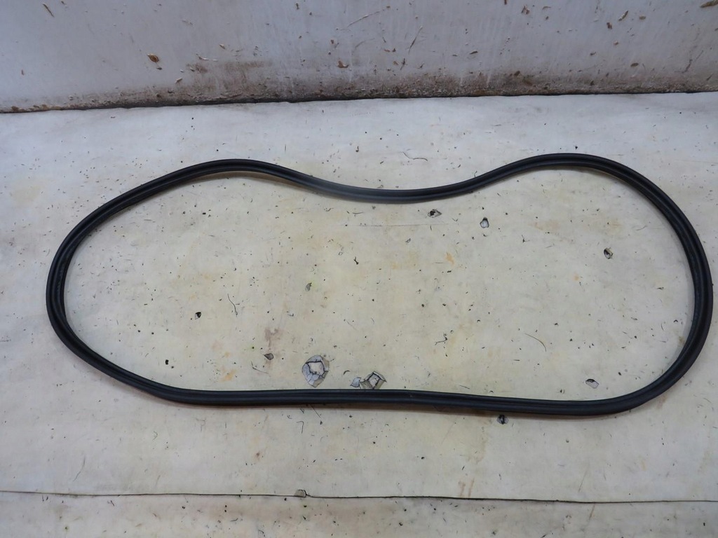 фото №1, Прокладка багажника auris ii kombi