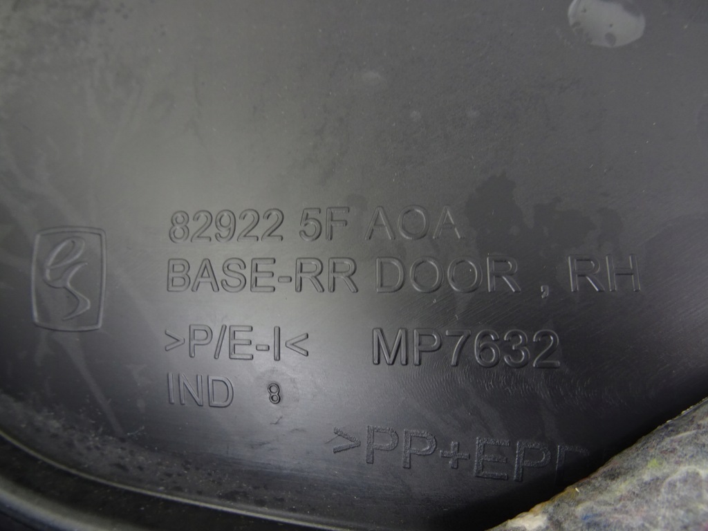 фото №11, Micra k14 обшивка дверь правое задняя 829225fa0a 2016-