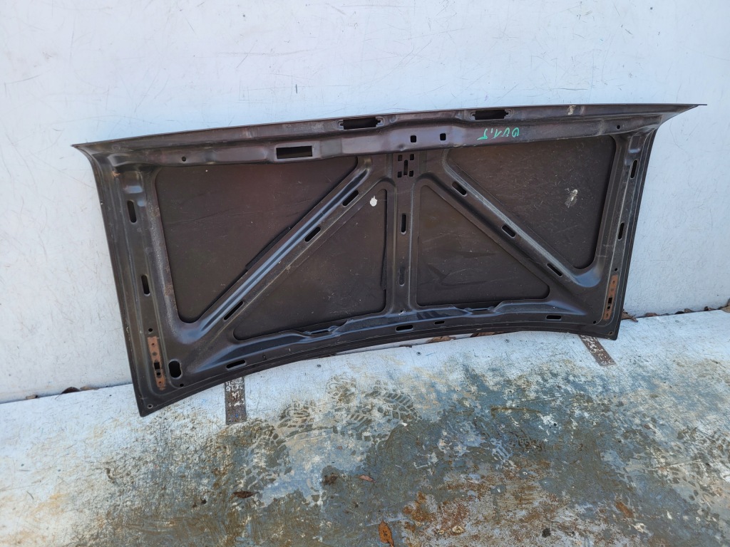 Mercedes w114 w115 крышка багажника багажника Оригинал