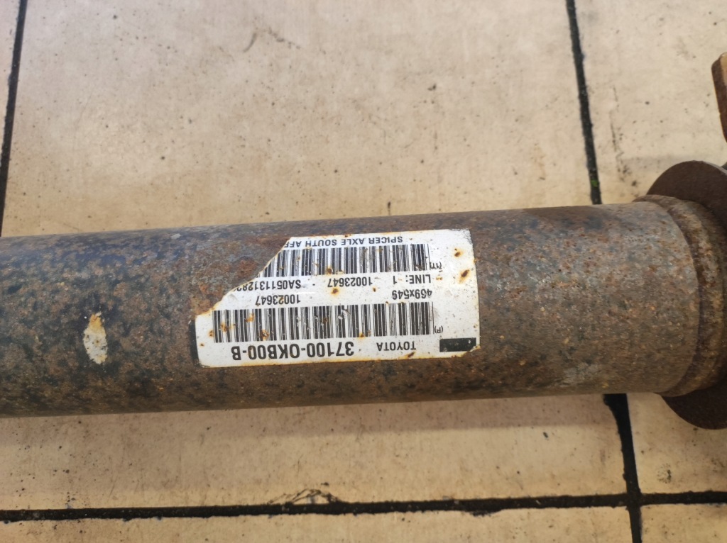 Wał привідний hilux viii 8 2.4 d Зі Шроту