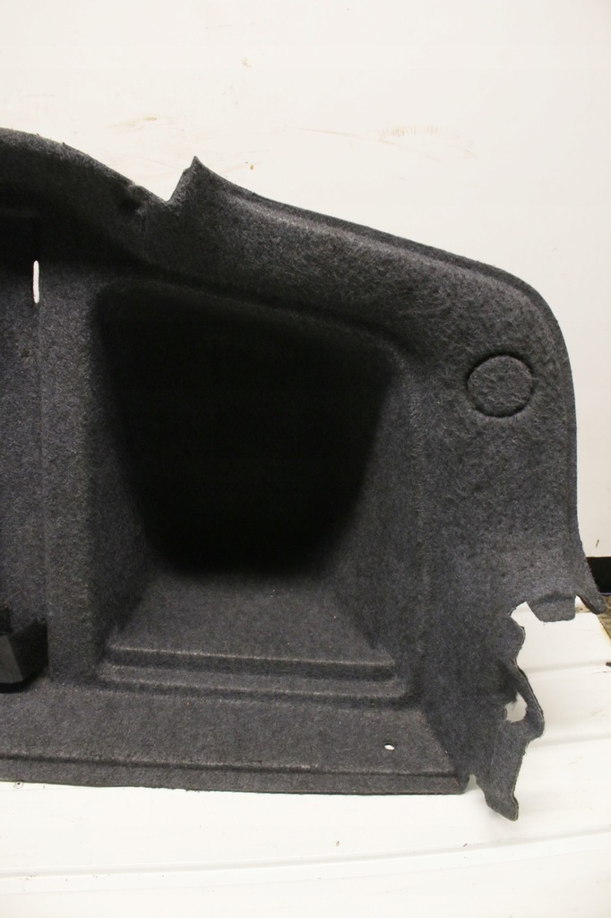 фото №4, Обивка багажника правая seat exeo sedan