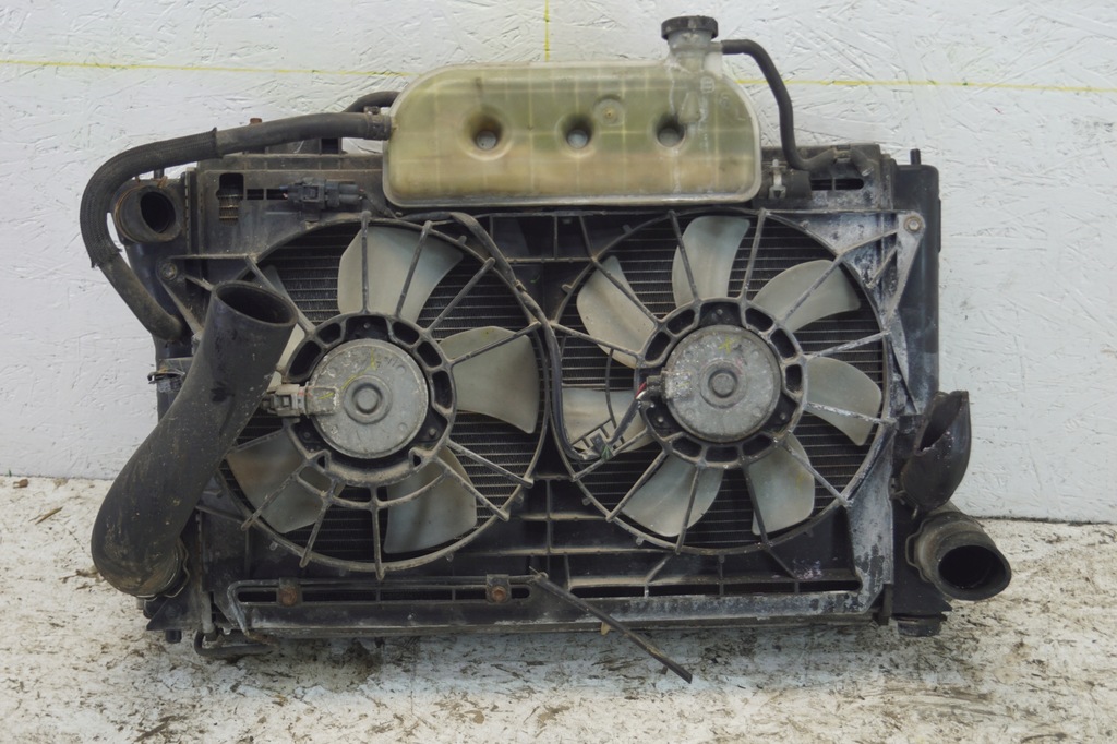 фото №15, Радиатор вентилятор toyota avensis verso 2.0 d