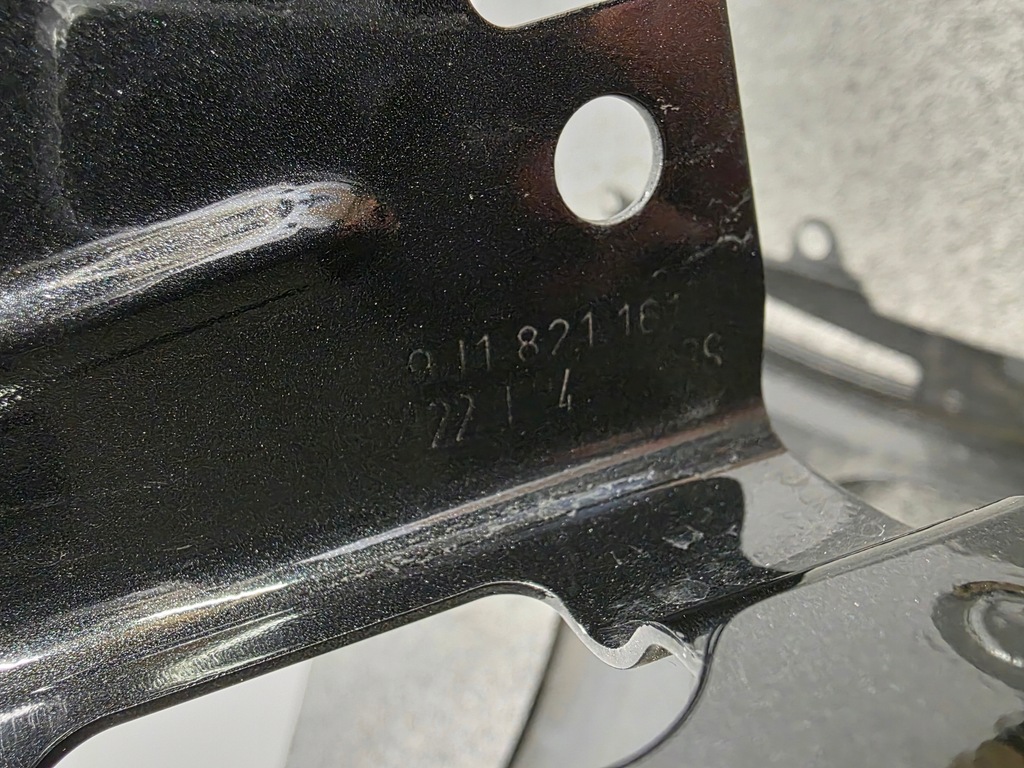 фото №12, Крыло перед левый porsche taycan 9j1805625 9j1821467 9j1821165 9j1821433