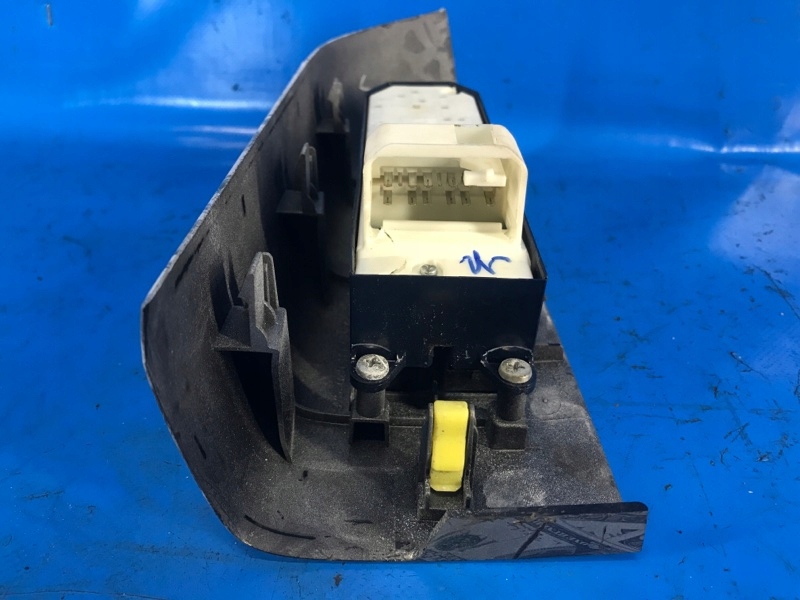 фото №5, Модуль управление подъемниками стекло przed. lew. toyota tundra 07-13 848200c