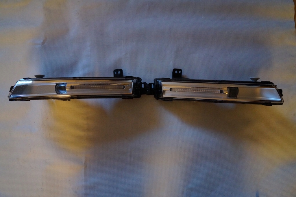 фото №1, Jaguar f pace протитуманна фара led правий hk83 15200 ae