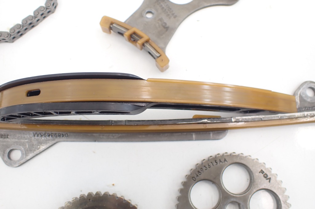 фото №11, Jeep cherokee kl 2.0 t wrangler jl набір розподільного валу грм