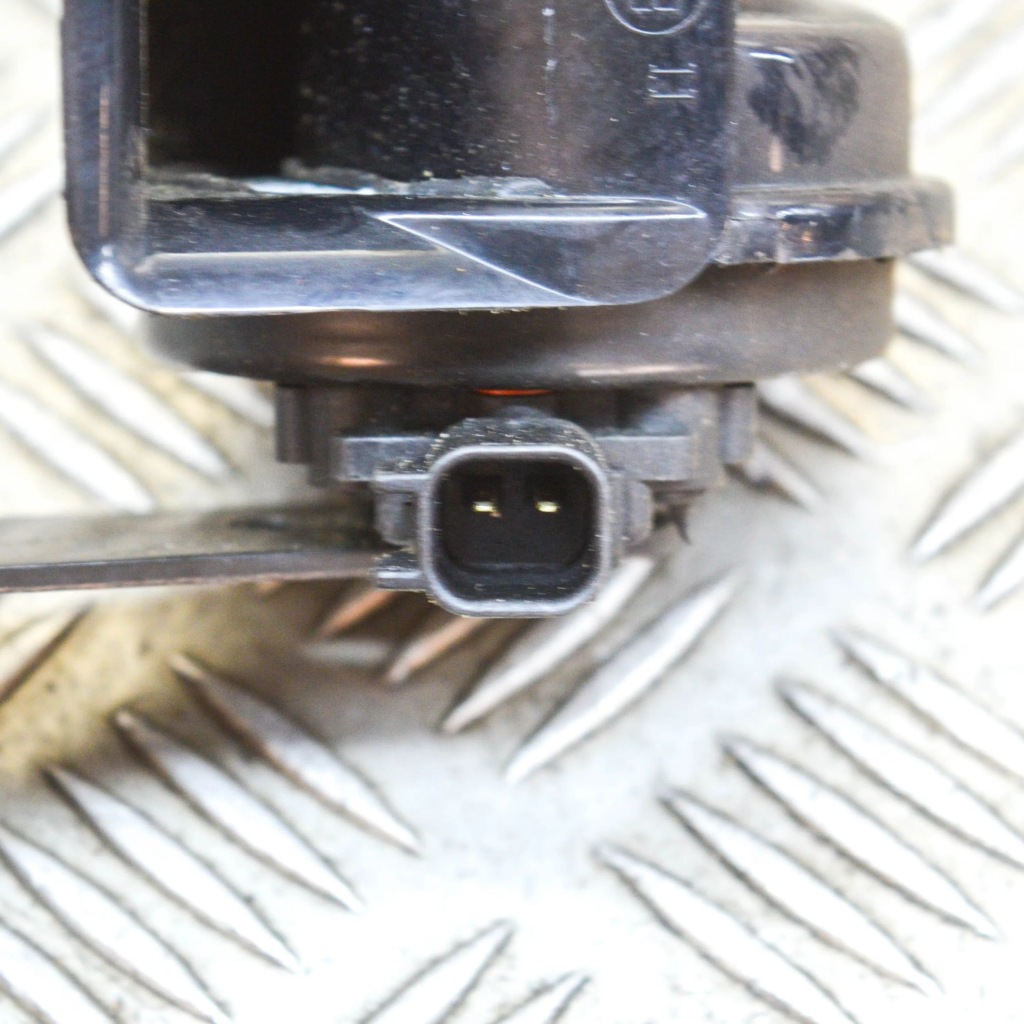 фото №3, Jeep cherokee iii kj 2002 клаксон