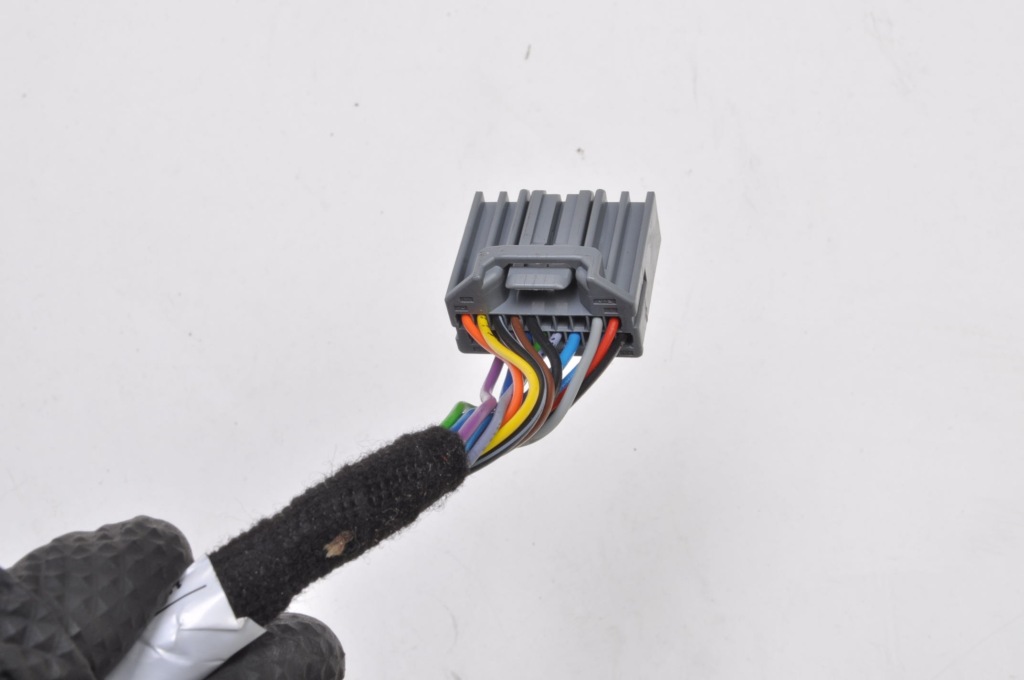 Volvo xc60 ii дзеркало праве електричний 14 pin r-design Київ