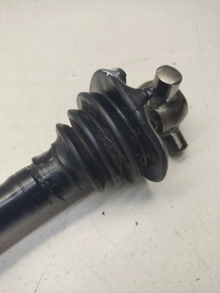 Tesla model 3 2020 приводной вал задняя p104416100d Киев