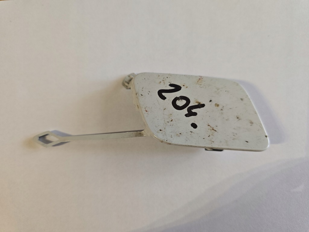 фото №1, Заглушка фаркоп перед audi a3 8v sedan 8v5807241a