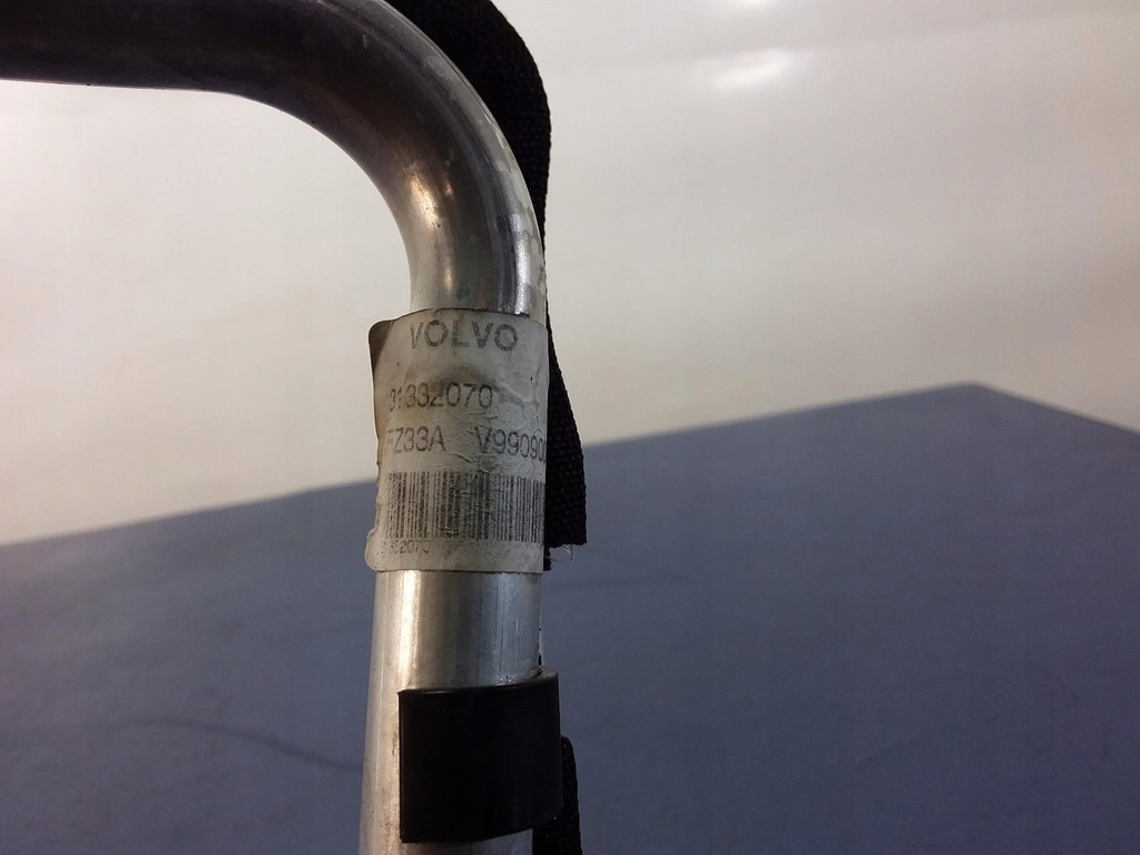 фото №4, Volvo s60 ii 1.6 d2 шланг кондиционера 31332070
