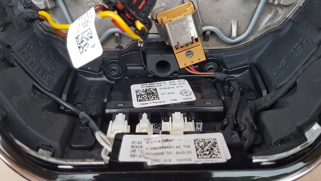 фото №11, Повітропровід skoda octavia iv rs czerwona nić