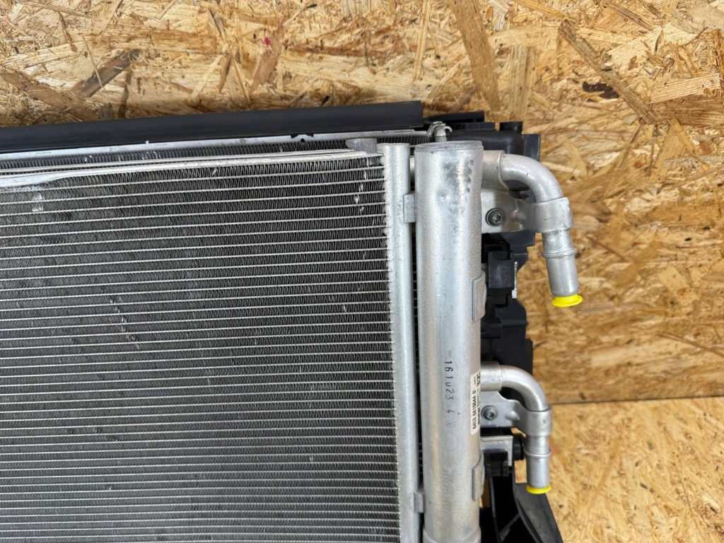 Комплект радиатор радиатор вентилятор bmw 1 f40 2 f44 mini f54 f60 2.0t с Разборки