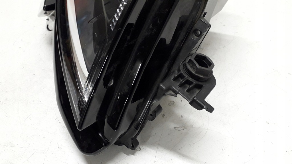 фото №16, Skoda karoq лампа правая передняя full led