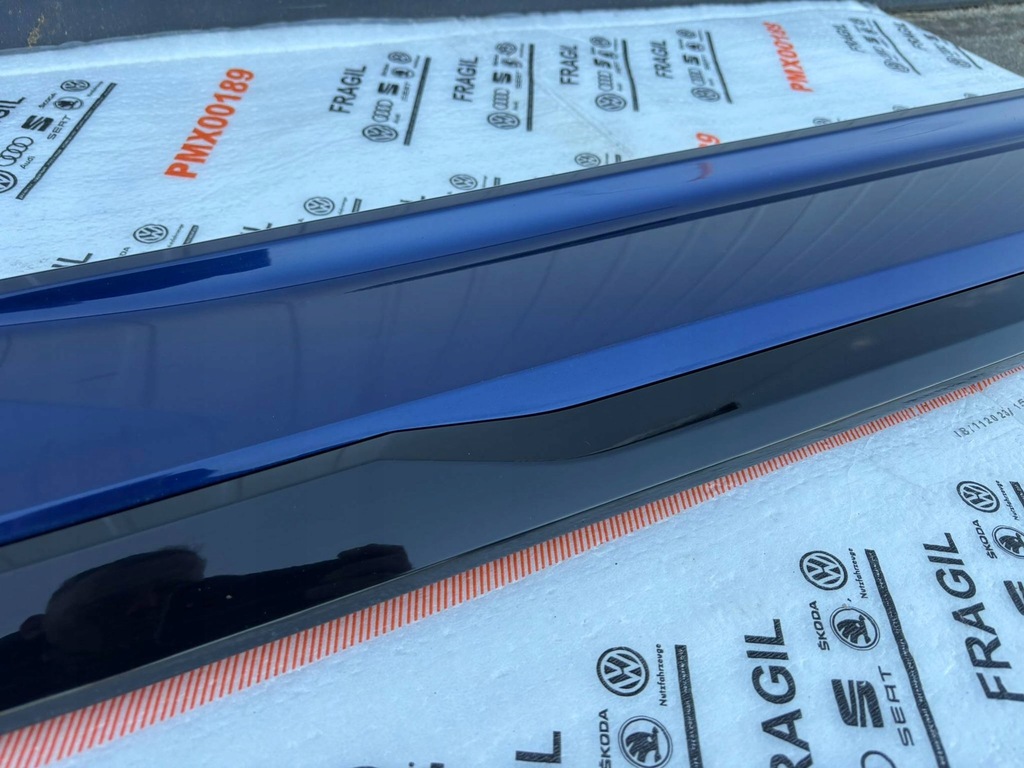 фото №9, Audi q7 sq7 ii 4m0 s-line 19- lift молдинг дверь правая перед 4m0583960n