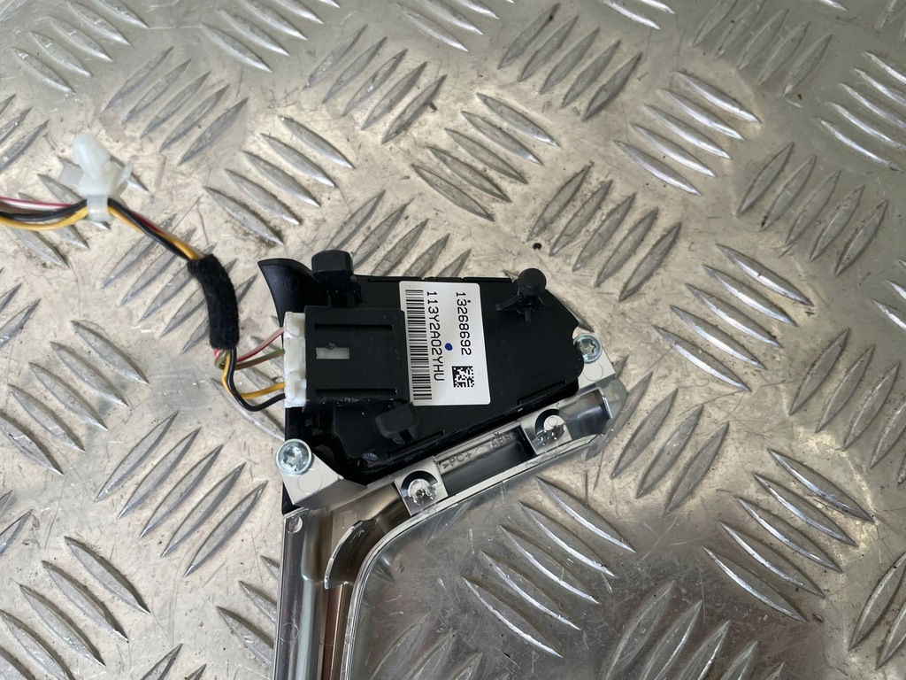 фото №8, Opel astra j кнопки рамка мультифункція bdb