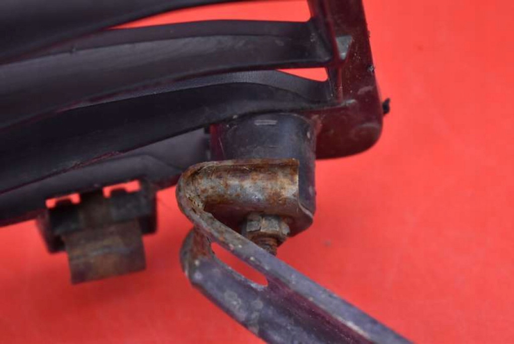 Купити Решітка бампера середня 53112-0k060 toyota hilux 7 vii рестайлінг  05-15
