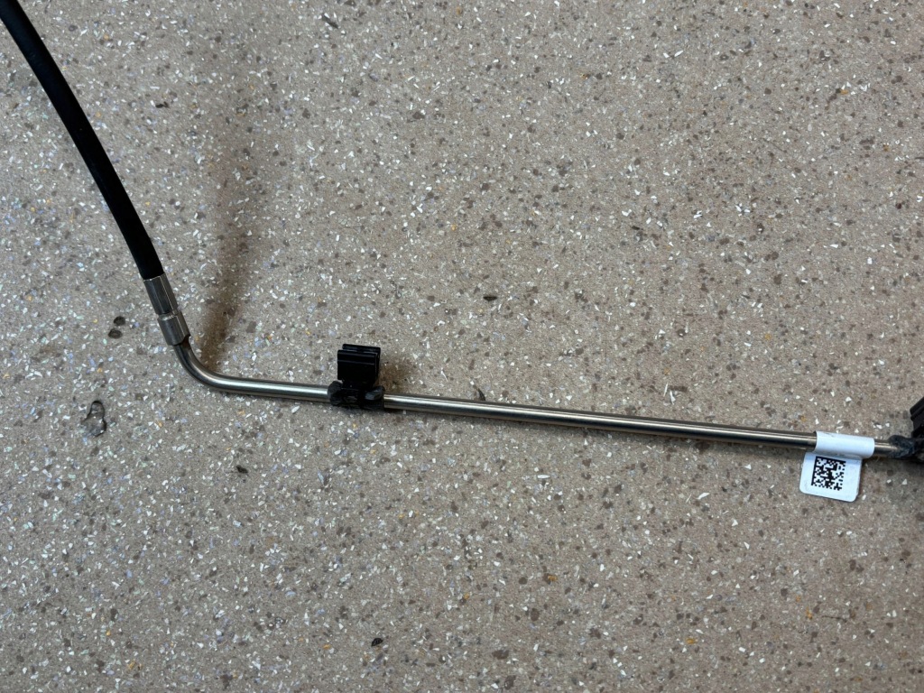 Шланг вакууму підсилювач гальм mercedes-benz e w213 a2138304704 Зі Шроту