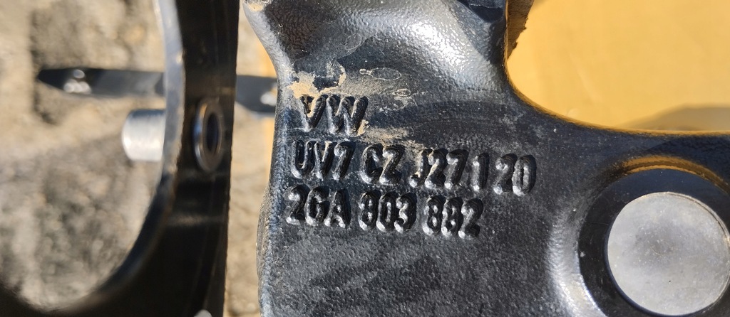 фото №10, Hak буксирувальний volkswagen vw t-roc 20r- оригінал 2ga803880b