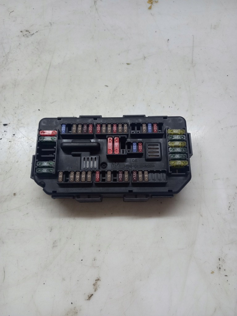 фото №1, Коробка предохранителей bmw 1 2,0t 933787901