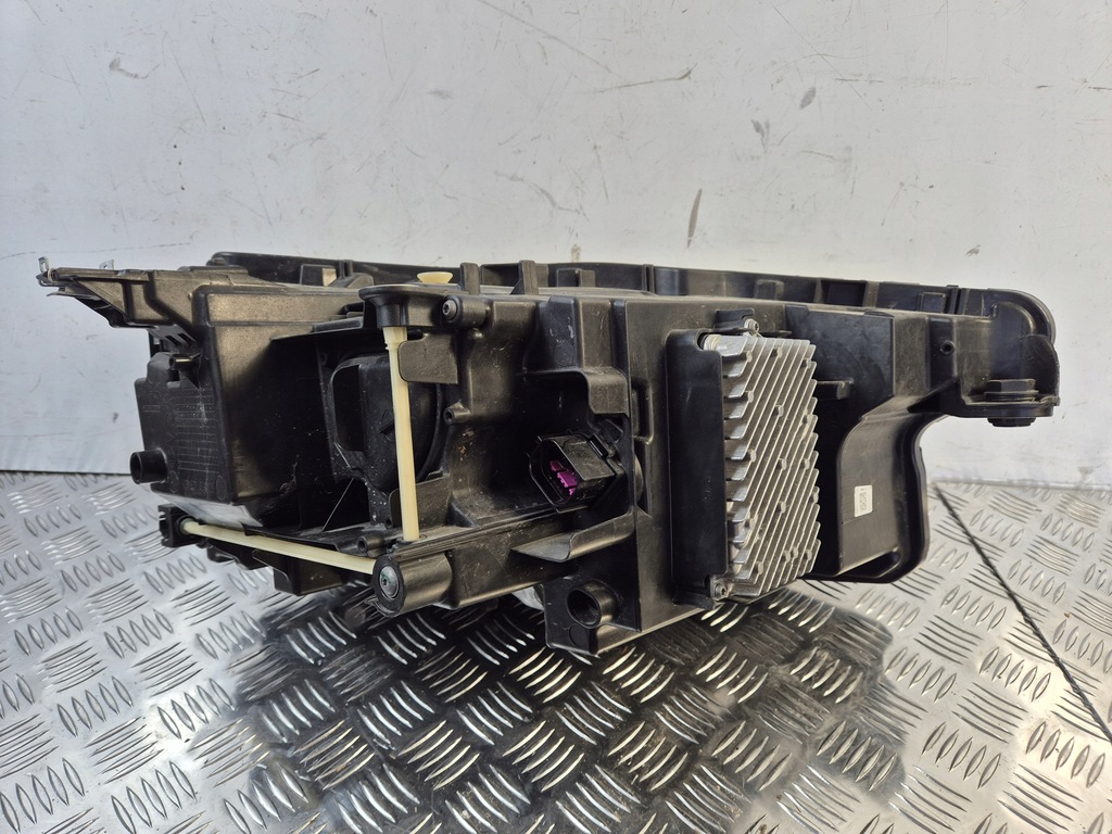 фото №8, Лампа левая перед matrix 89a941035 audi q4 e-tron