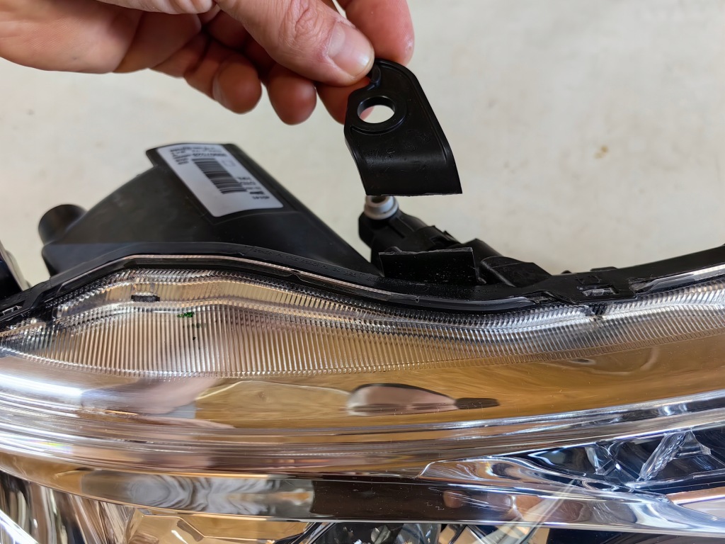 фото №4, Toyota auris ii- лампа лінза led права polecam