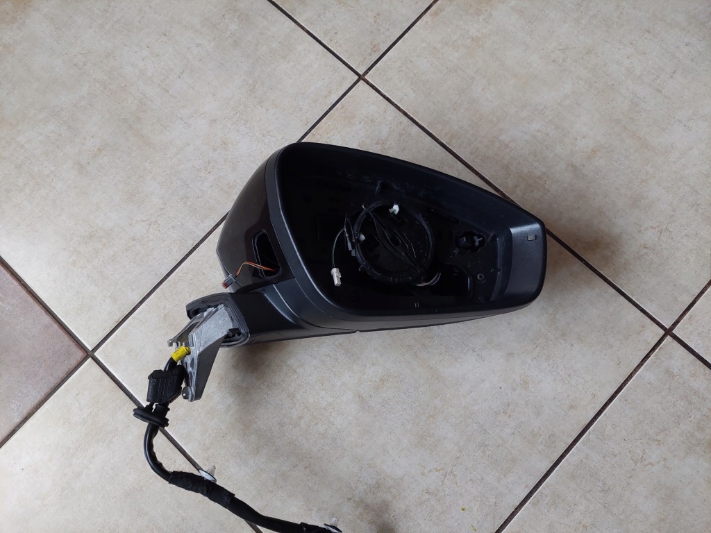 фото №7, Зеркало - правое - ассистент - audi q4 e-tron - 89a - 17 pin