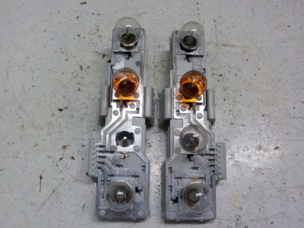 фото №1, Skoda octavia i вкладыш лампы