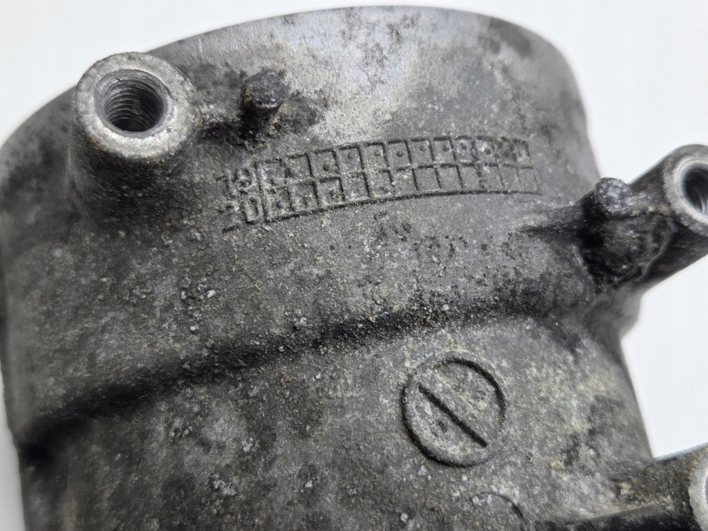 Корпус основа фільтра оливи peugeot citroen ford 1.5 blue hdi 9823532380 Зі Шроту