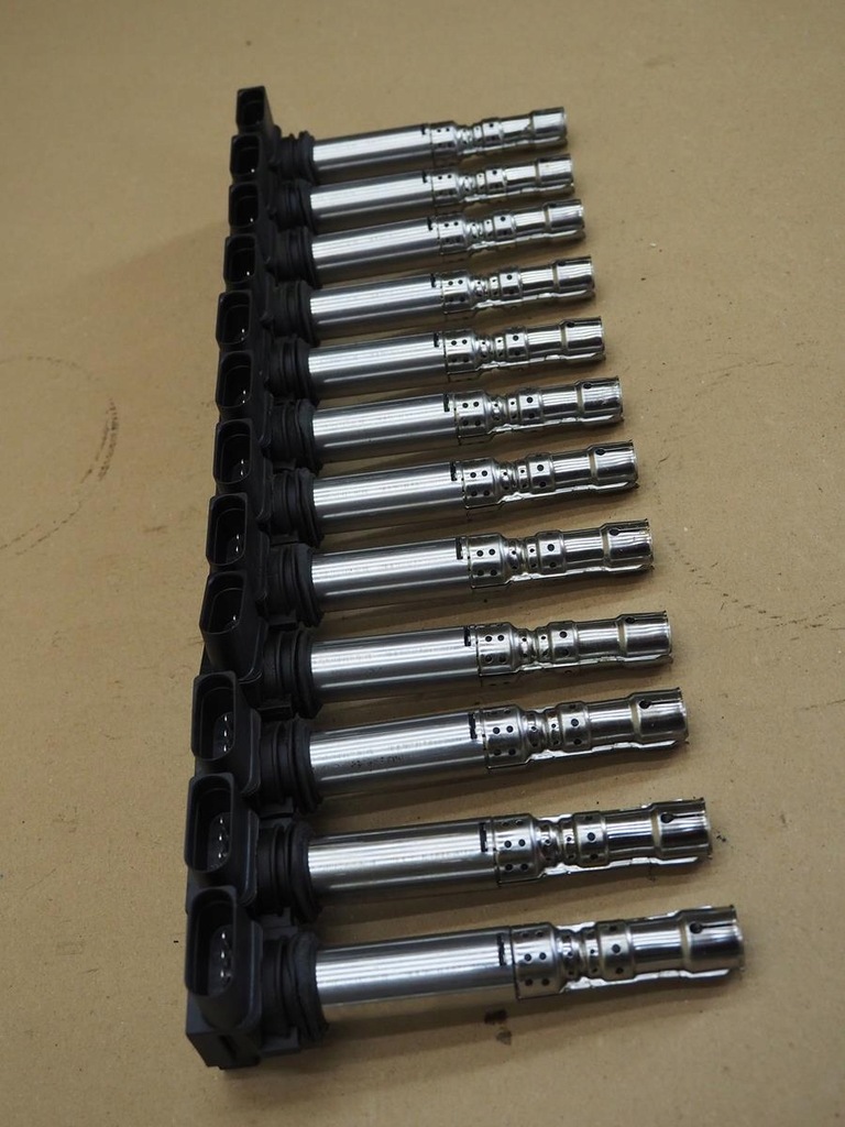 фото №6, Audi a8 d3 w12 6.0 катушка зажигания 07c905715a