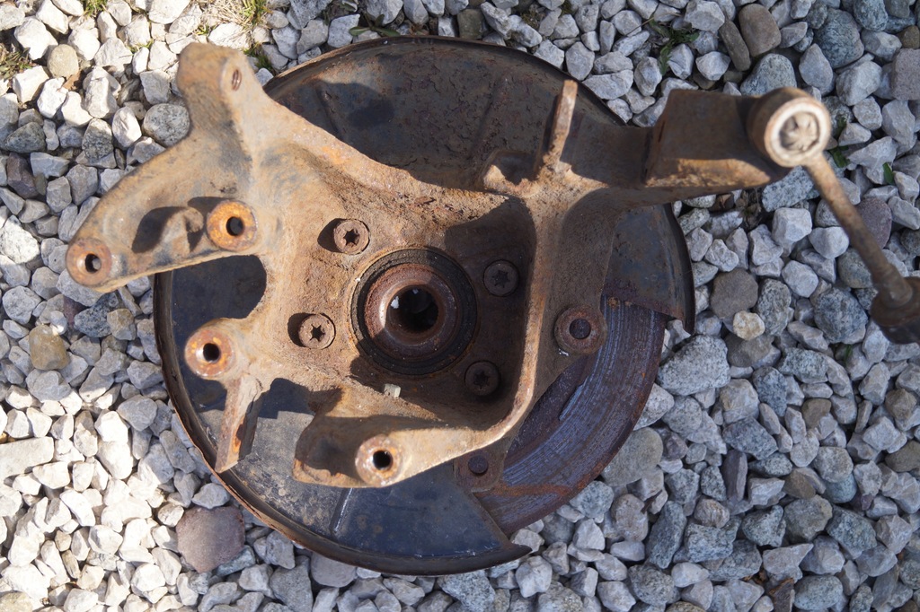 фото №5, Поворотний кулак ford kuga лівий задня 2.0 tdci 4x4