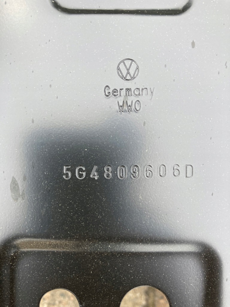 Vw golf vii 5g4 поріг стовпчик  рама права Київ