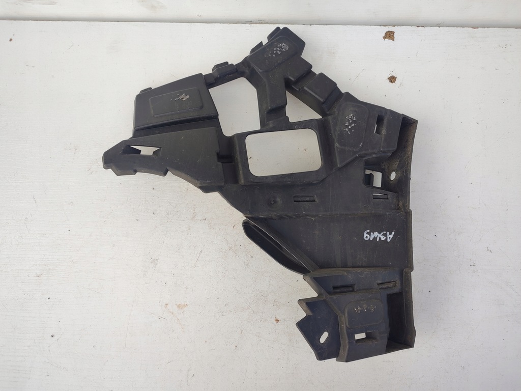 фото №1, Направляющая бампера левый перед renault megane iv 628172082r оригинал