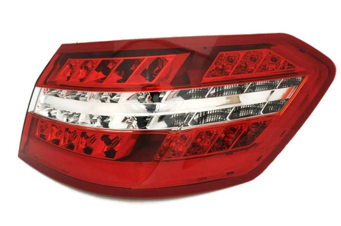 Купить Mercedes e w212 09-12 фара задняя led правый  новая