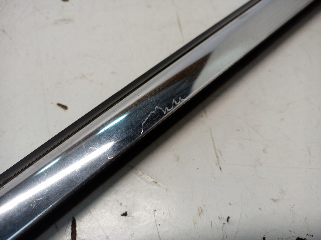 фото №2, Молдинг уплотнитель хром левый перед renault kadjar