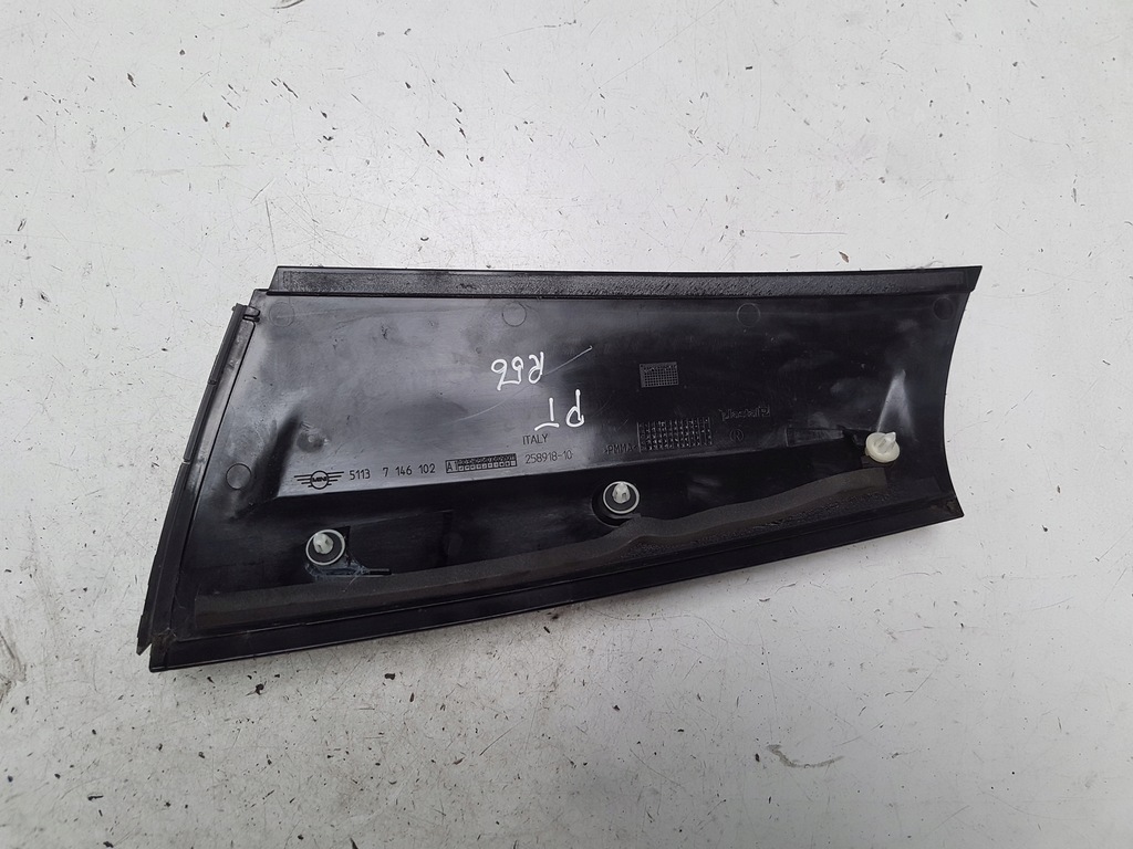 фото №2, Mini cooper r56 06-13r накладка стойка правая задняя