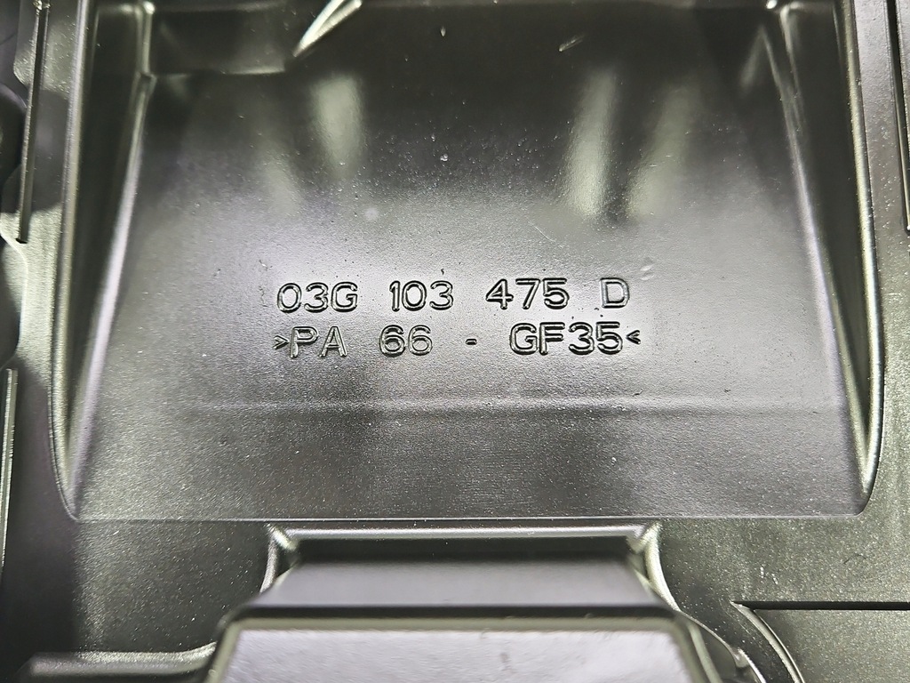 фото №8, Крышка клапанов audi a3 8p 1.9 tdi