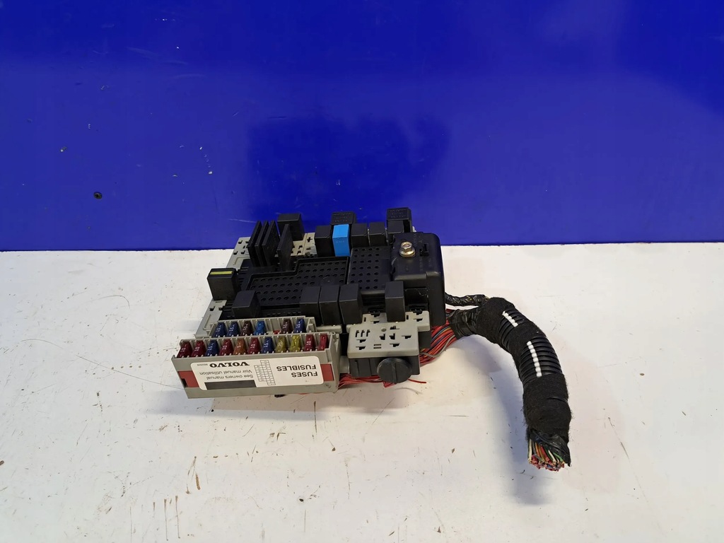 фото №1, Volvo v70 2005 реле