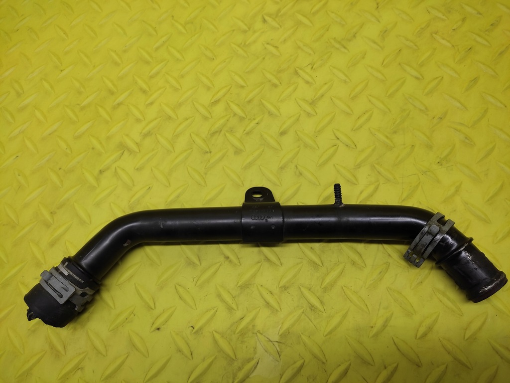 фото №1, Audi a6 c6 2.0 fsi шланг wody 06d121065l